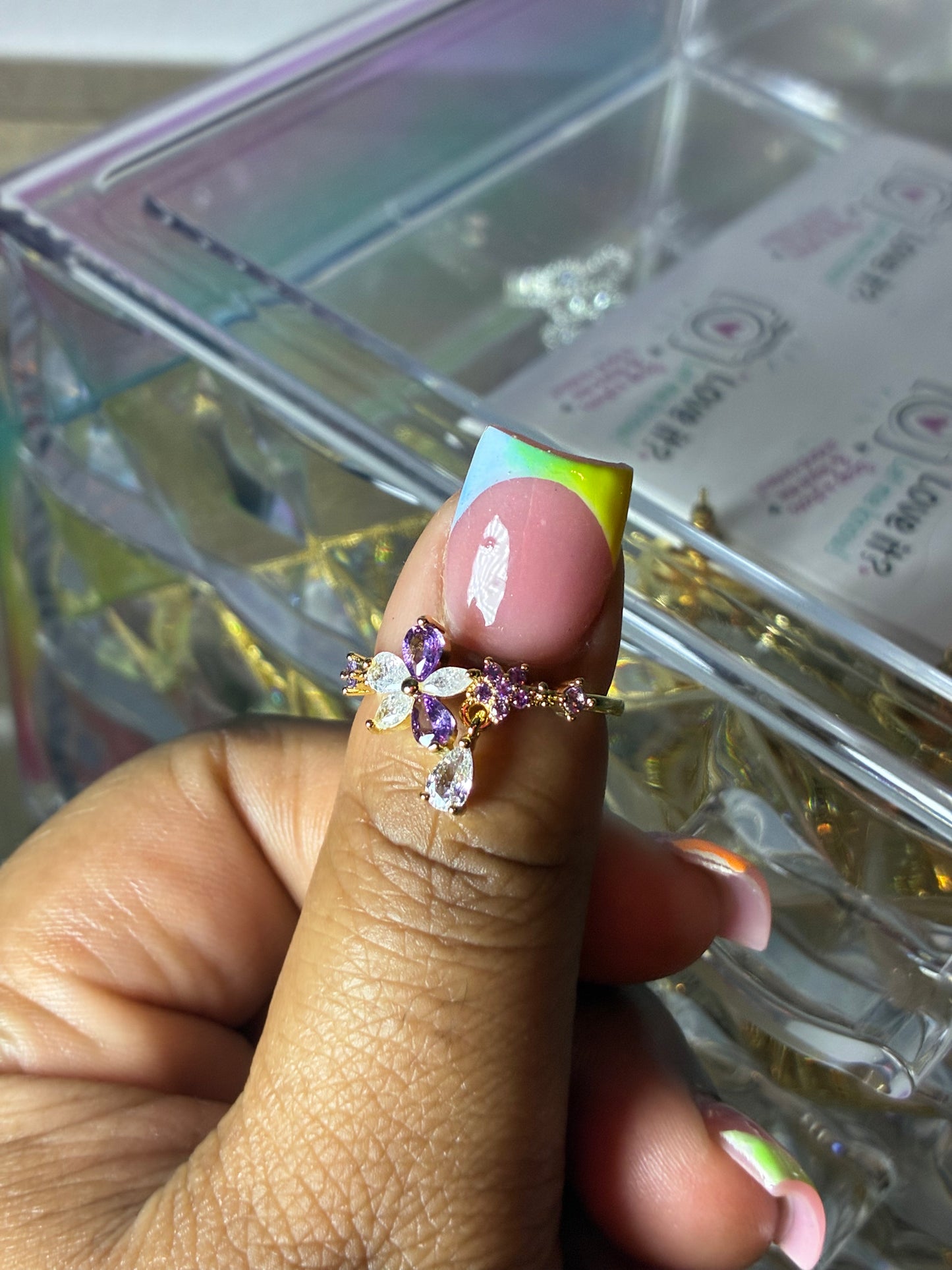 Violet tear