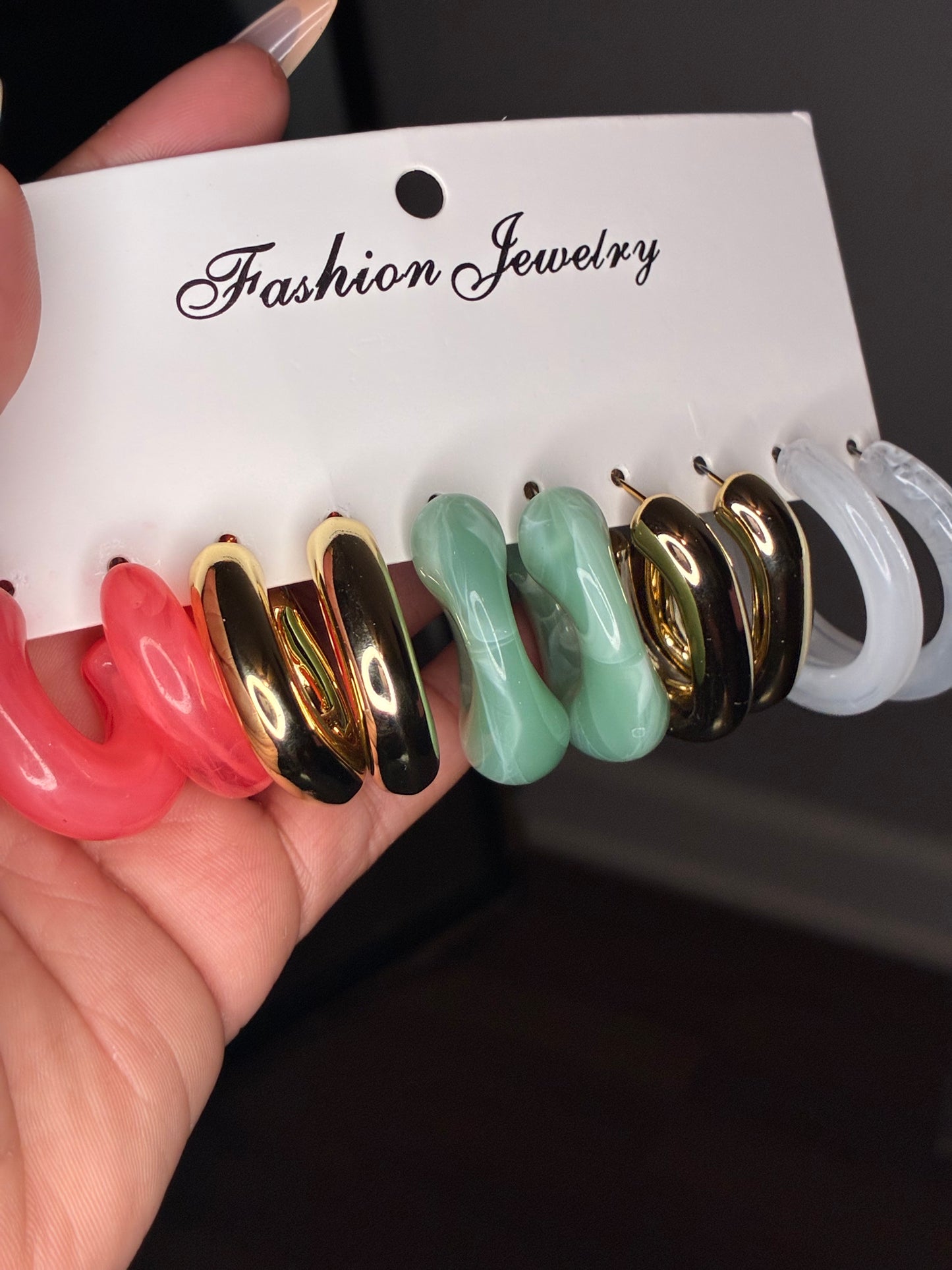 Gloss girl hoops